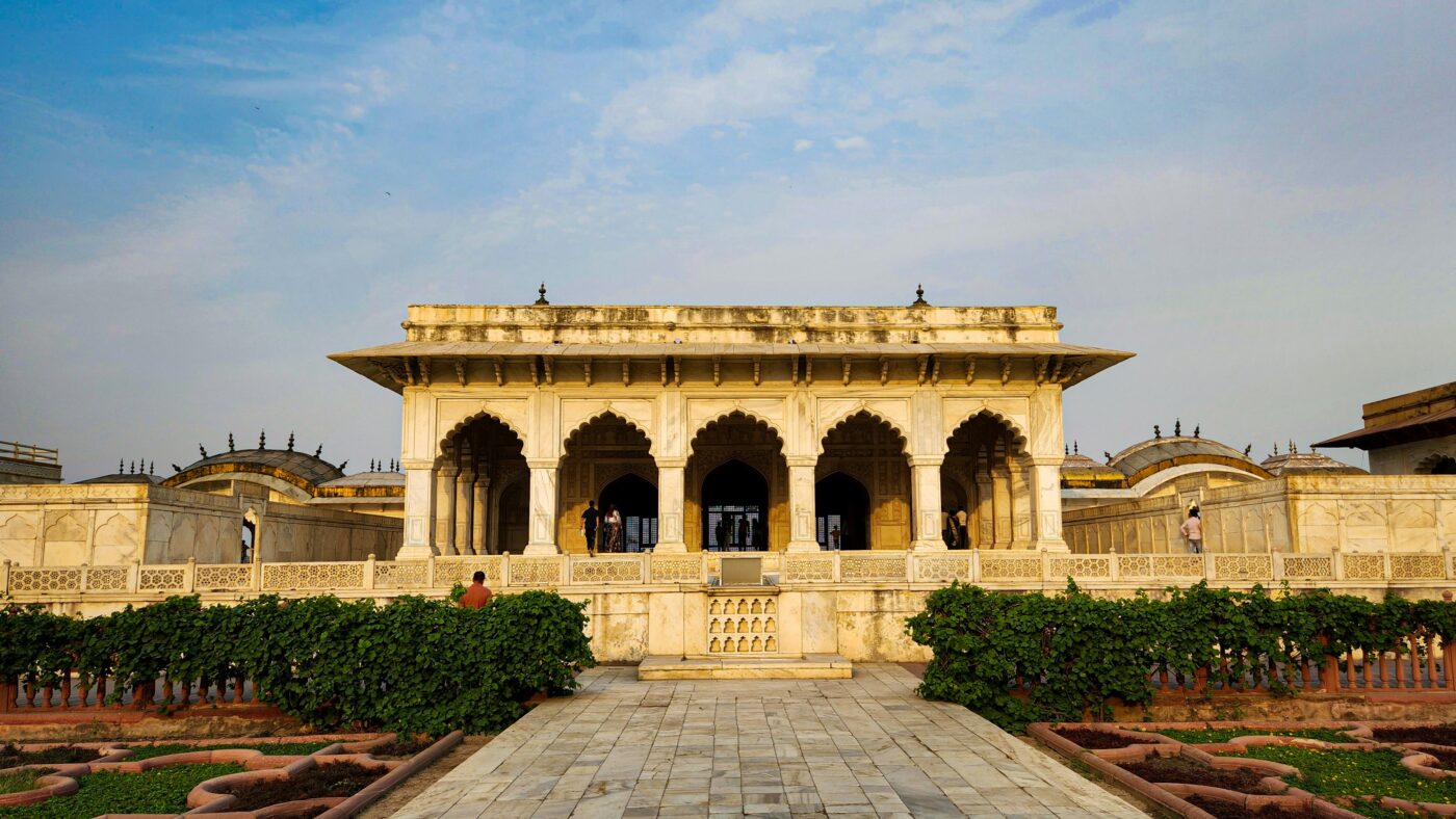 Agra Delhi - Agra delhi