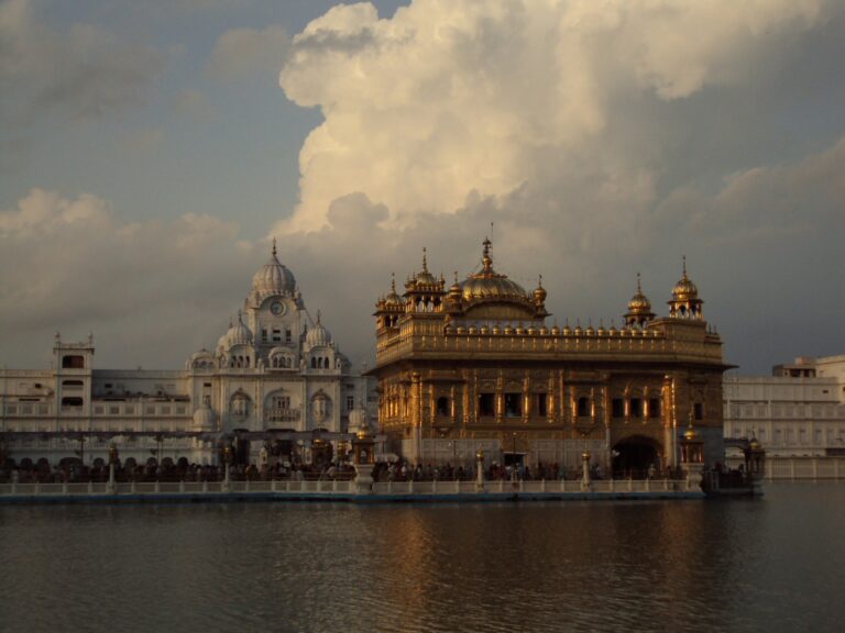 Amritsar Golden Temple - Amritsar golden temple